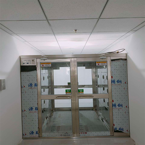 浙江爱康医用塑料有限公司风淋室安装